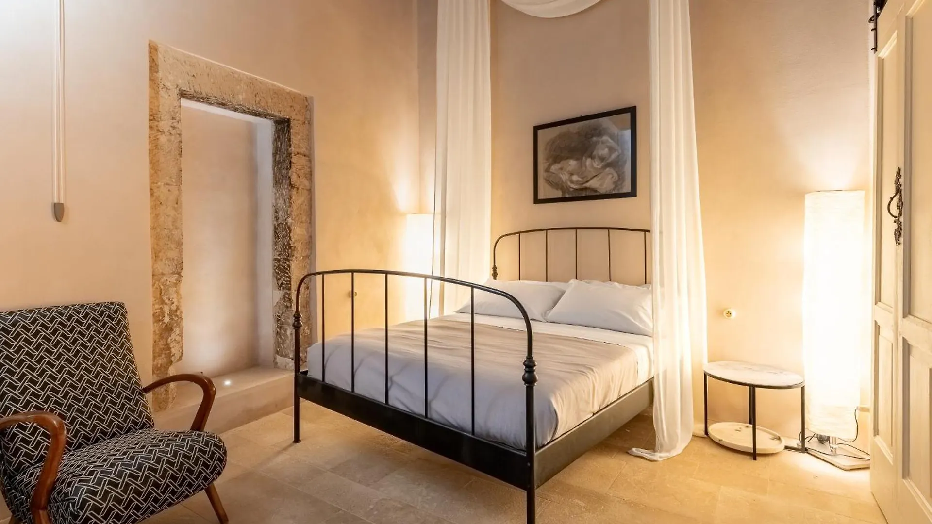 Апартаменты Charming Nest With Terrace By Wonderful Italy Ното