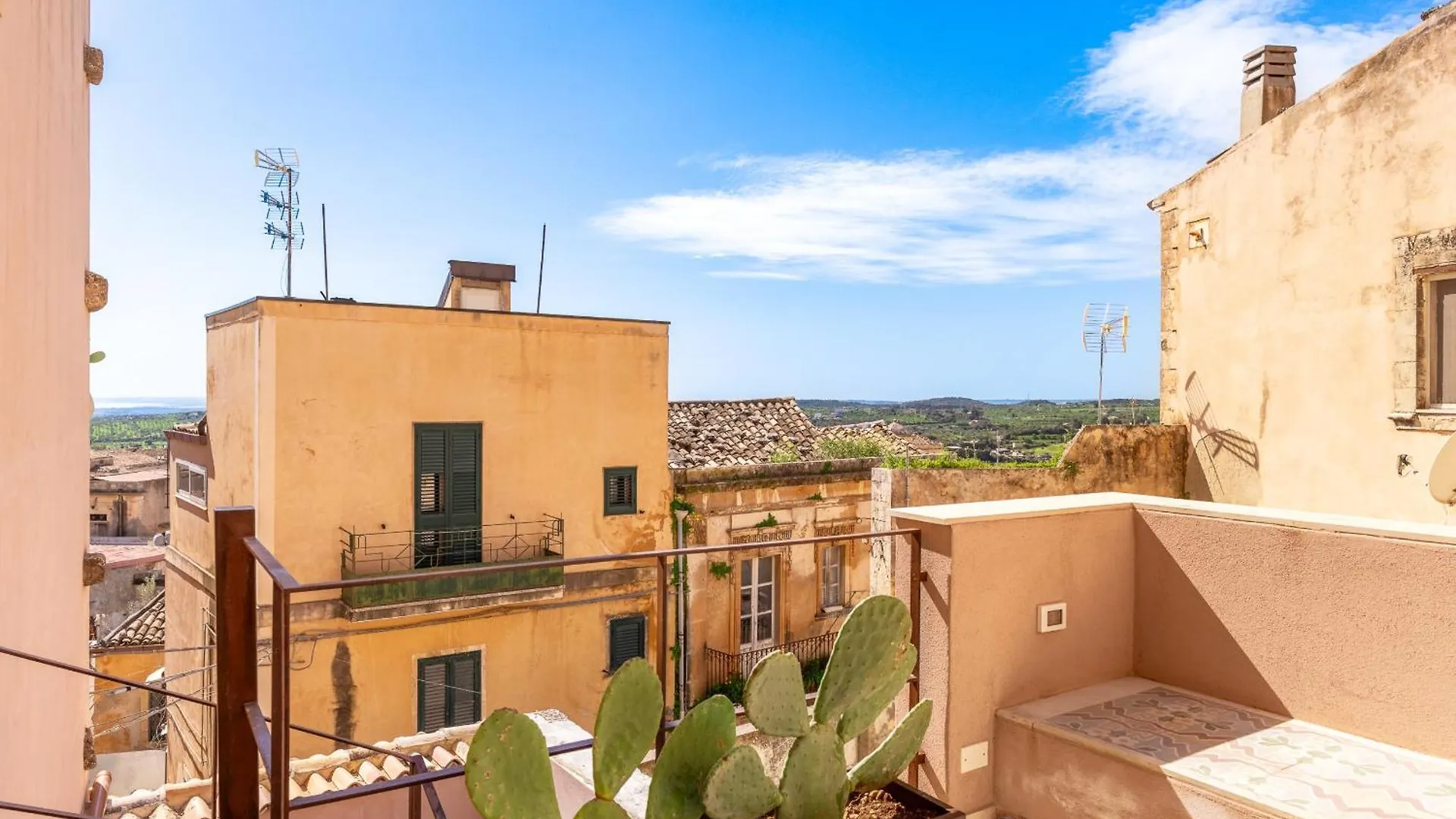 Апартаменты Charming Nest With Terrace By Wonderful Italy Ното Италия